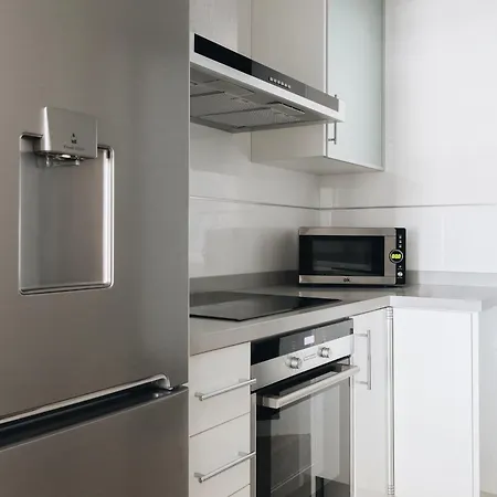 White Daire Valensiya